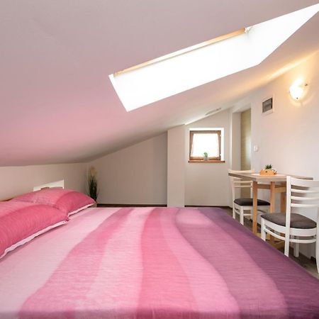 Apartments Gabi プナト エクステリア 写真